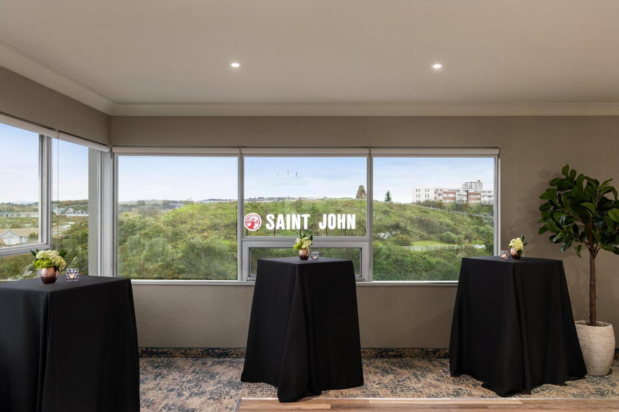 Отель Crowne Plaza Saint John Harbour View By Ihg Экстерьер фото