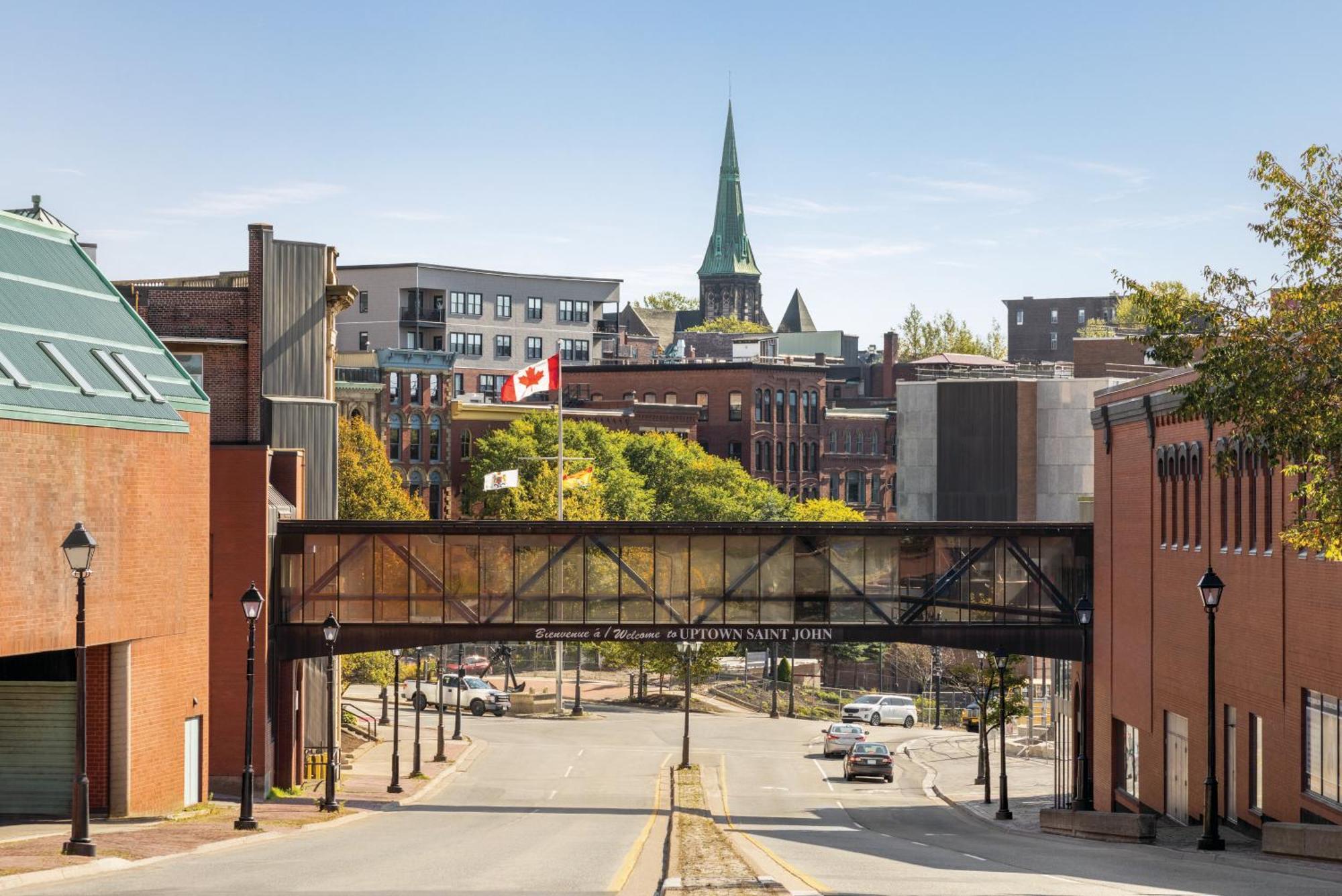 Отель Crowne Plaza Saint John Harbour View By Ihg Экстерьер фото
